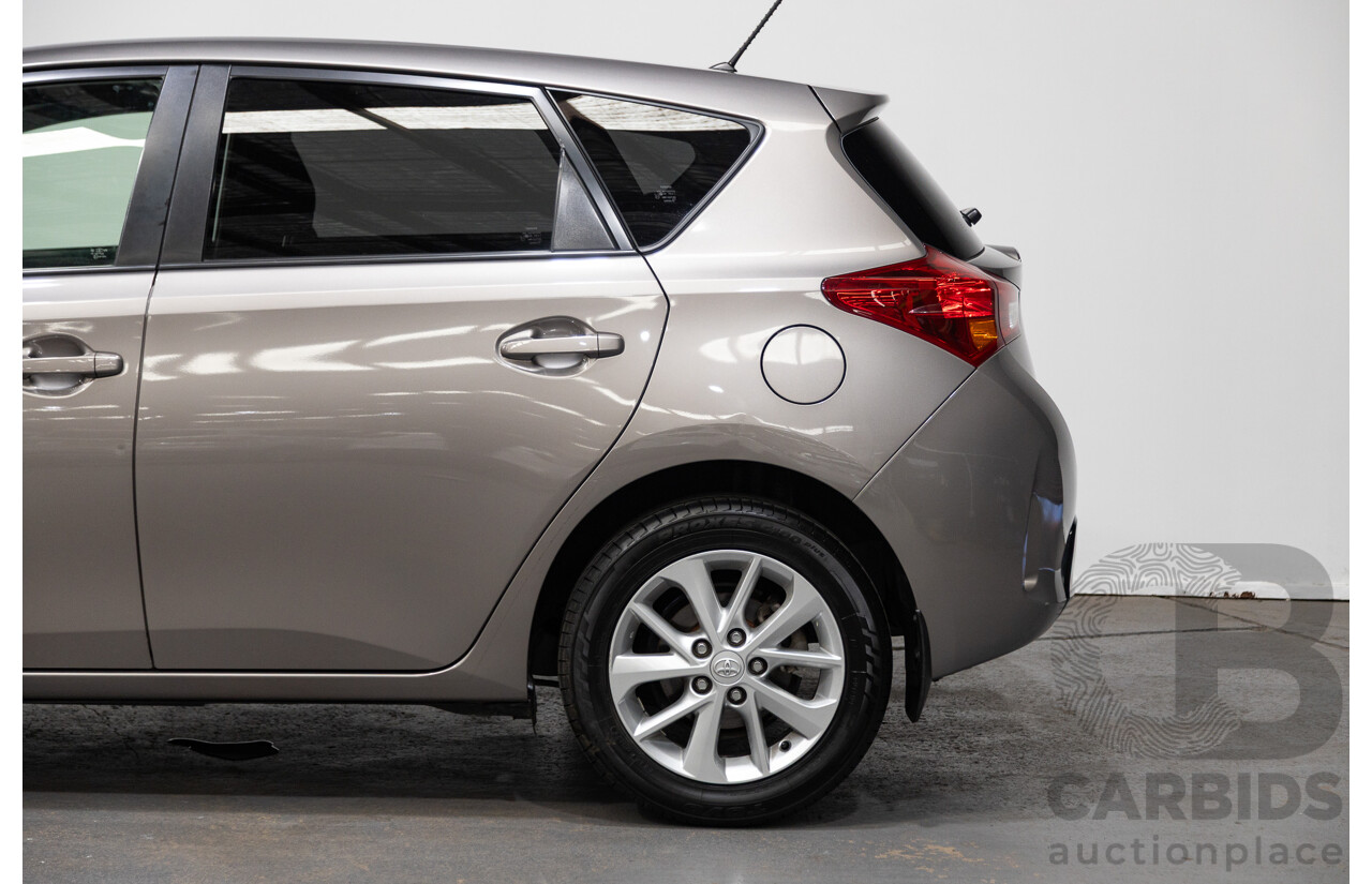 8/2014 Toyota Corolla Ascent Sport ZRE182R 5d Hatchback Advant Garde Bronze Metallic 1.8L