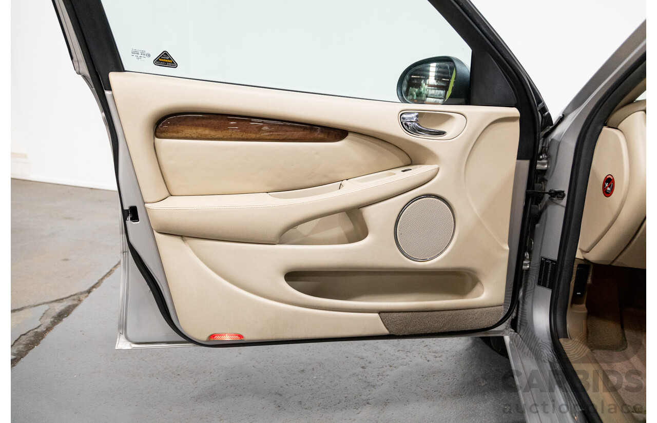 9/2002 Jaguar X Type SE (AWD) 4d Sedan Silver 2.5L