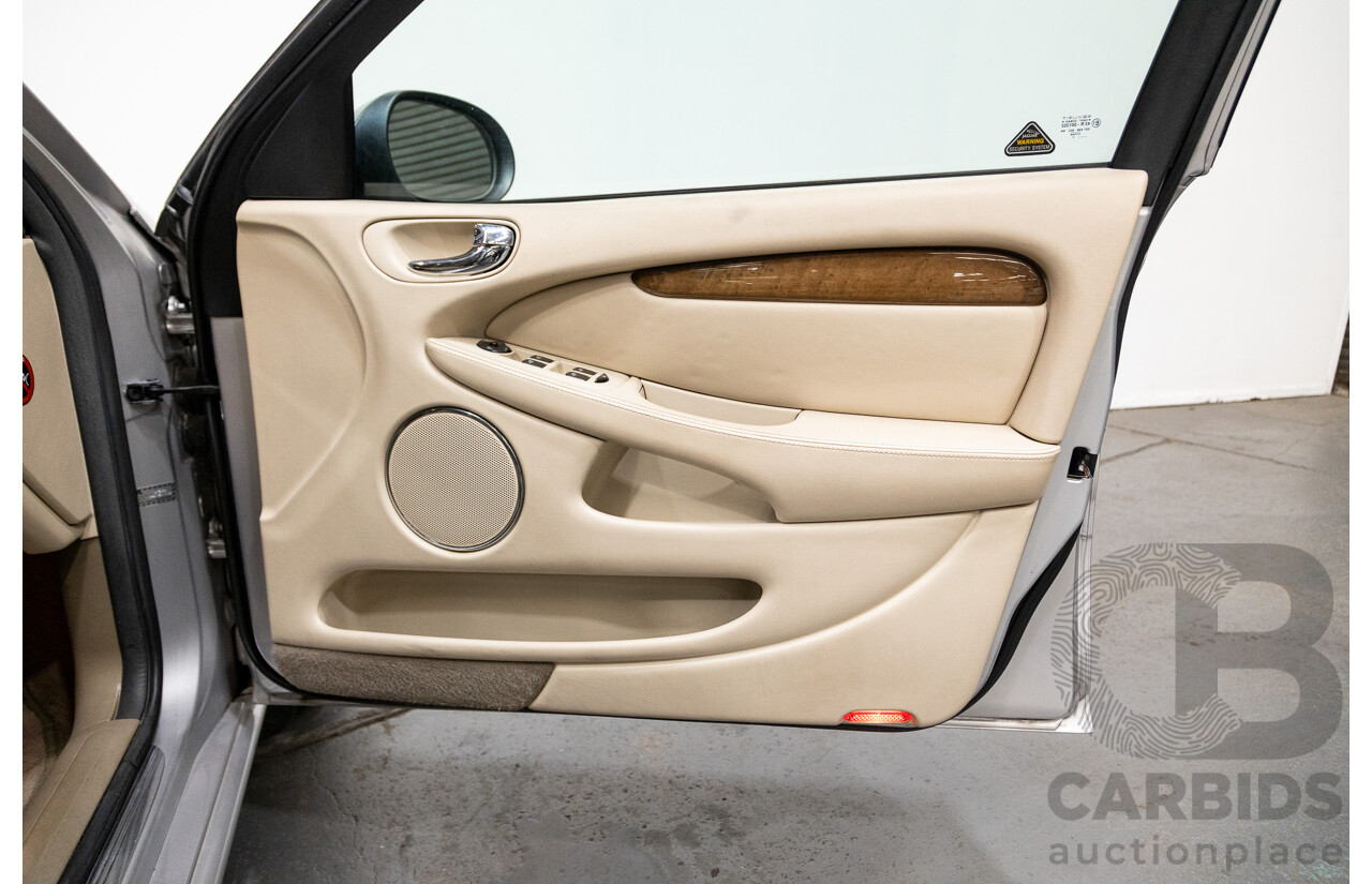 9/2002 Jaguar X Type SE (AWD) 4d Sedan Silver 2.5L