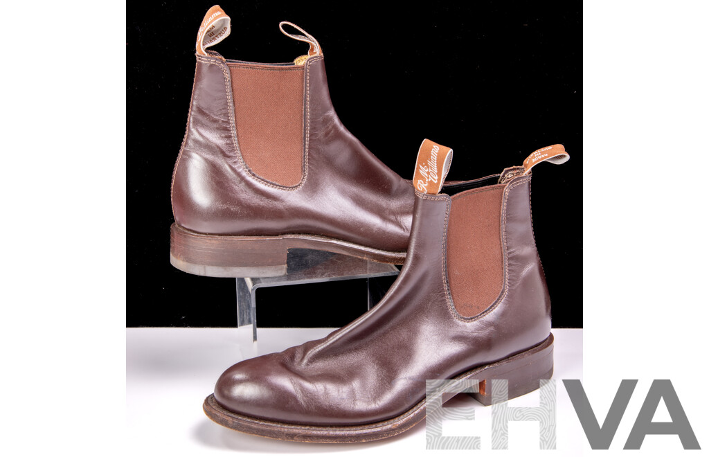 Pair Australian R M Williams Leather Boots, Size 7E