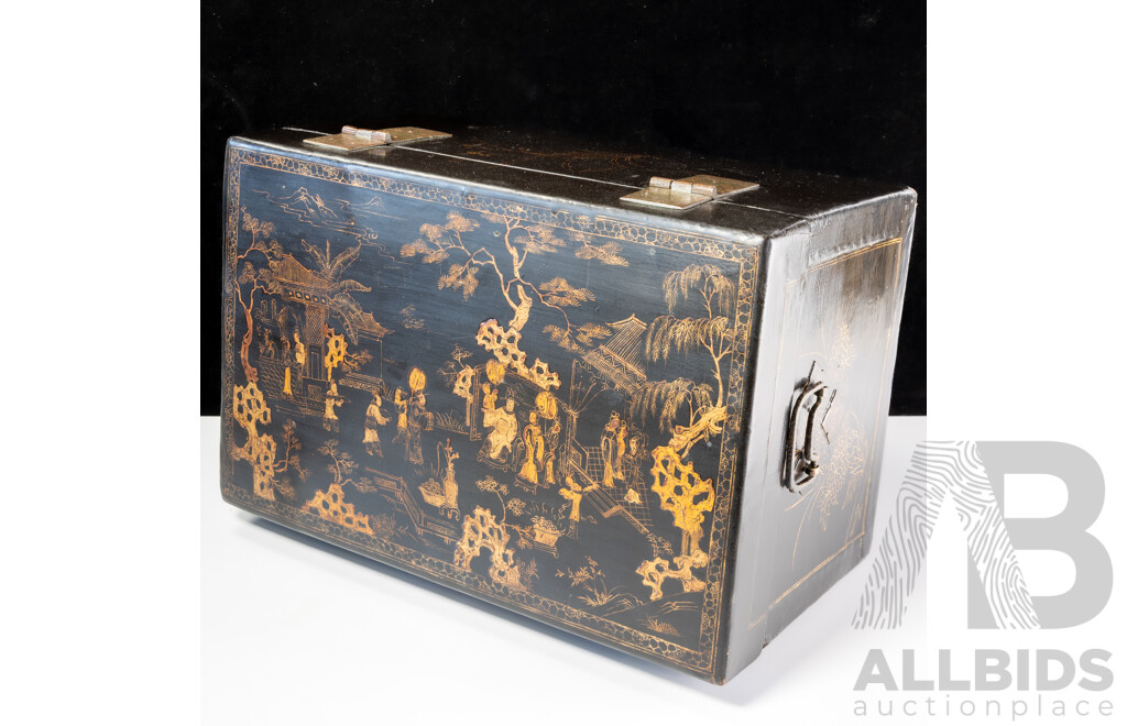 Vintage Japanese Lacquer Ware Box with Hand Painted Scenes to Top, Front & Sides