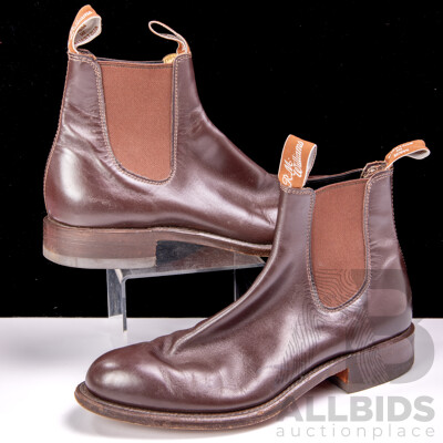 Pair Australian R M Williams Leather Boots, Size 7E