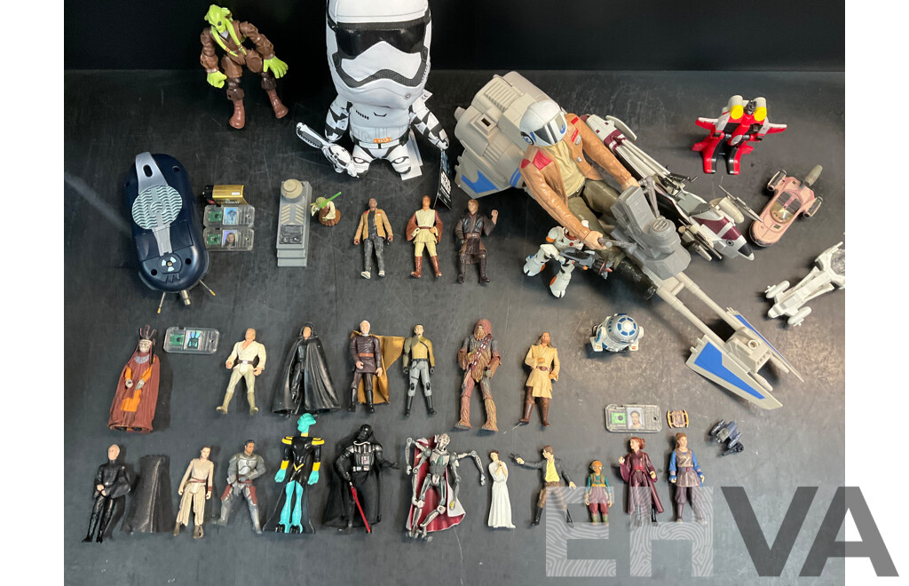 Assorted STAR WARS Action Figures  - Lot of 32