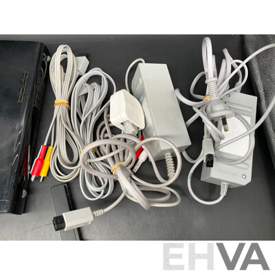 NINTENDO Wii Consoles (WUP-101(04) 32GB, Games (x5), Controllers (x3), Cables and Assorted Accessories