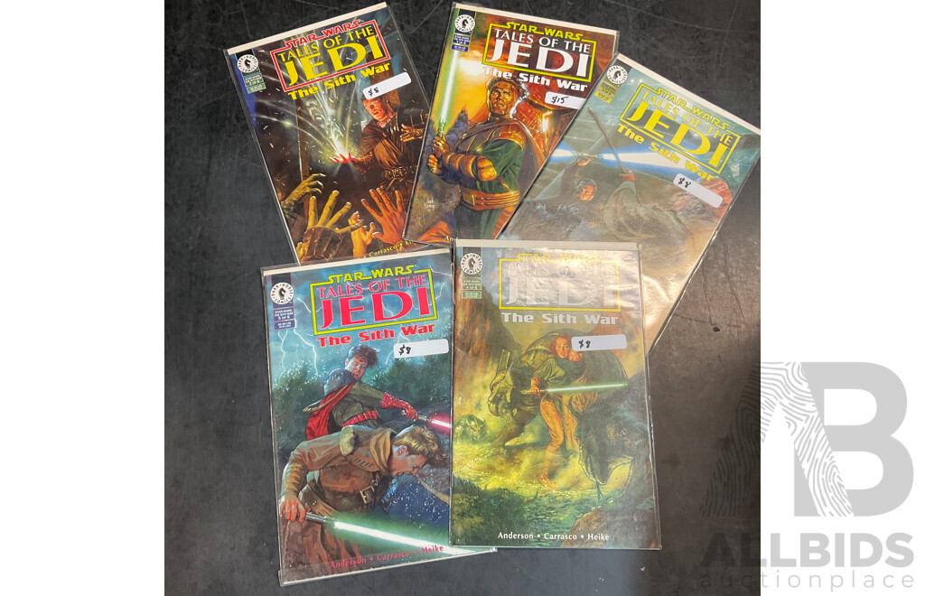 Collection of Comic Book Included Superman,Star Wars,Ultimate Xman,Venom and More