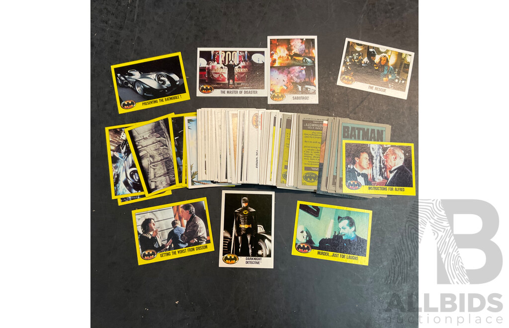 BATMAN Collectible Firures & Cards