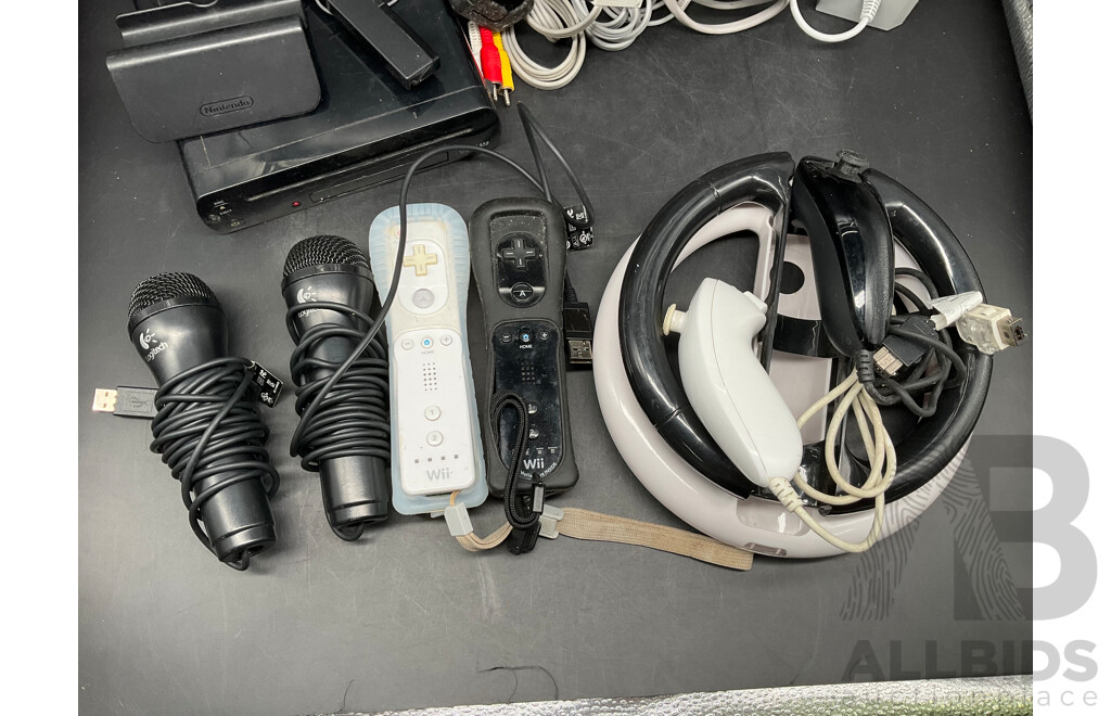 NINTENDO Wii Consoles (WUP-101(04) 32GB, Games (x5), Controllers (x3), Cables and Assorted Accessories