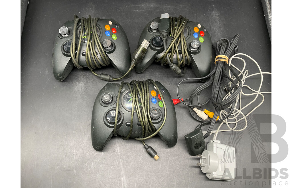 Microsoft Original XBox Gaming Console with Controllers