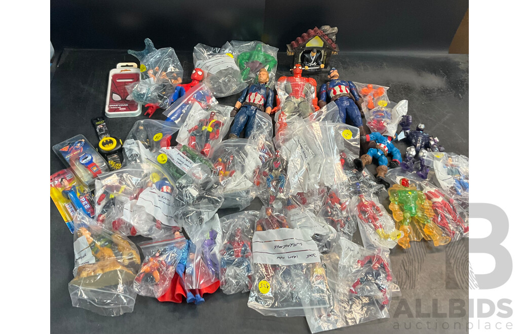 Vintage Collection of Action Figure Included Spider Man, Marvel, Justice League & More