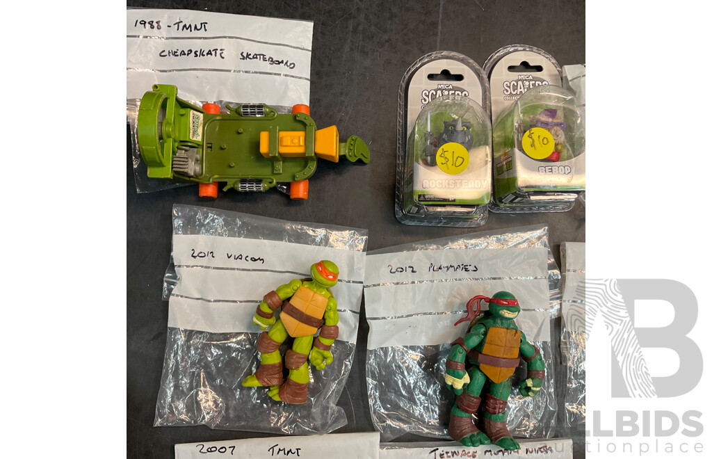 Collection of NINJA TURTLES Action Figure