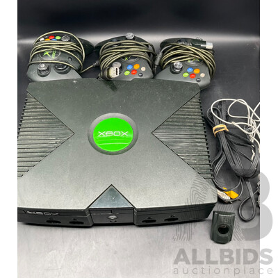Microsoft Original XBox Gaming Console with Controllers