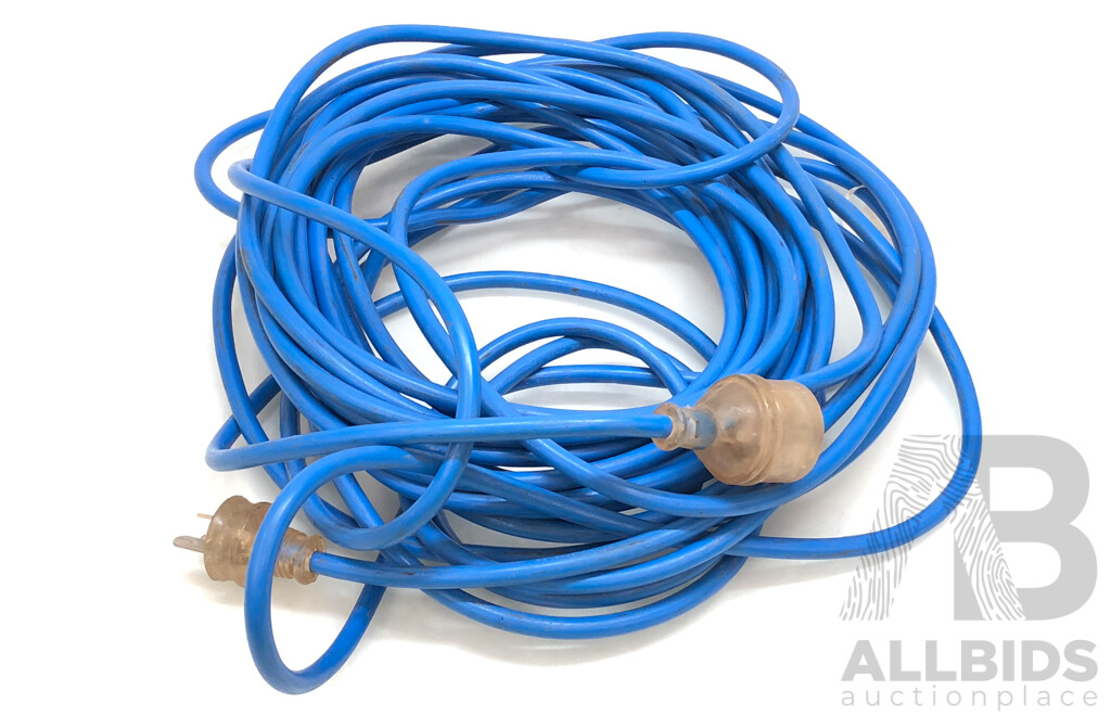 SIP Weldmate 240 Electric Arc Welder and 15 Amp Extension Power Lead