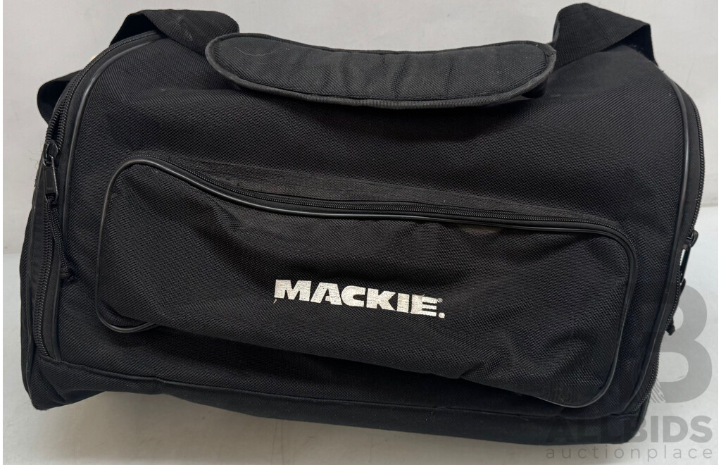 TOA 800MHz Wireless Megaphone in Mackie Bag