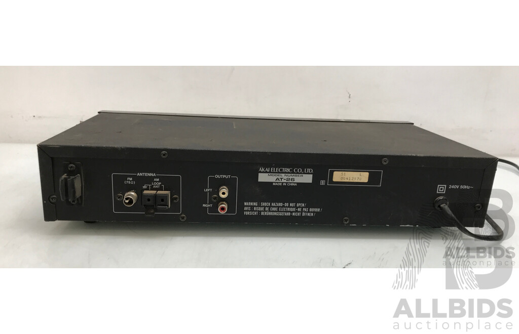 Vintage Akai (AT-26) Quartz Synthesizer Tuner