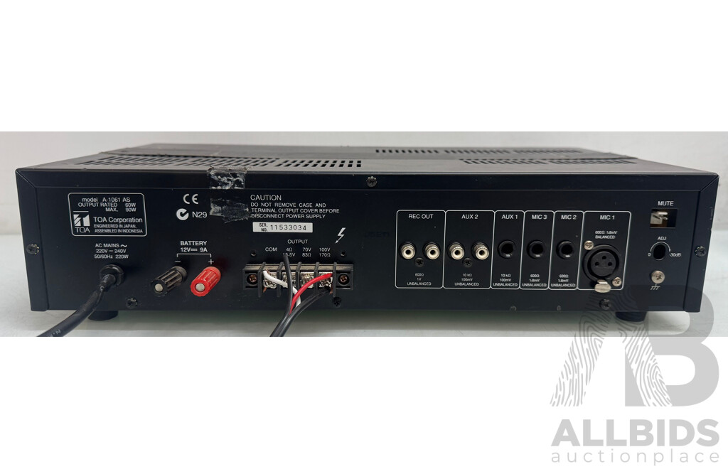 TOA Basic PA Amplifier