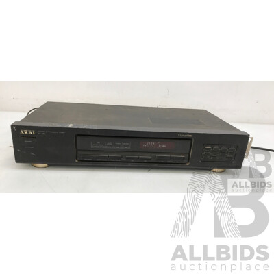 Vintage Akai (AT-26) Quartz Synthesizer Tuner