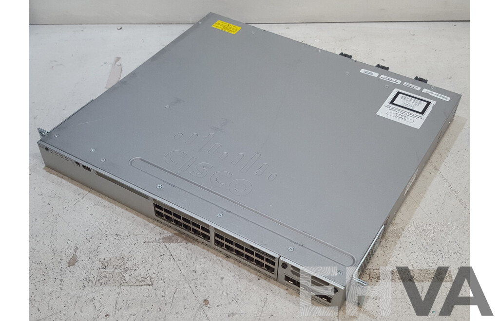 Cisco (WS-C3850-24PW-S) Catalyst 3850 24 PoE+ 24-Port Managed Gigabit Ethernet Switch
