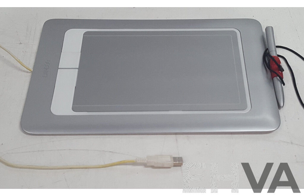 Wacom (CTH-661/S) Bamboo Fun Graphics Tablet