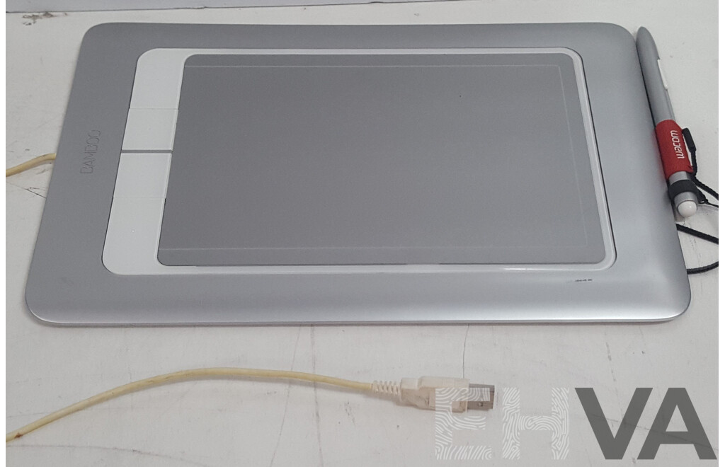 Wacom (CTH-661/S) Bamboo Fun Graphics Tablet