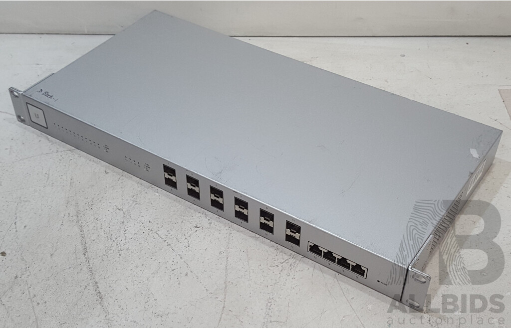 Ubiquiti Networks (US-16-XG) UniFi 10G 16-Port Managed Aggregation Switch