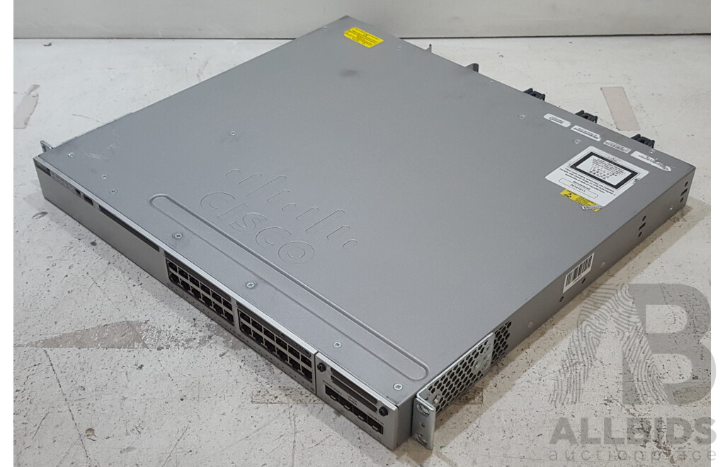 Cisco (WS-C3850-24P-S) Catalyst 3850-24-PoE+ 24-Port Gigabit Switch