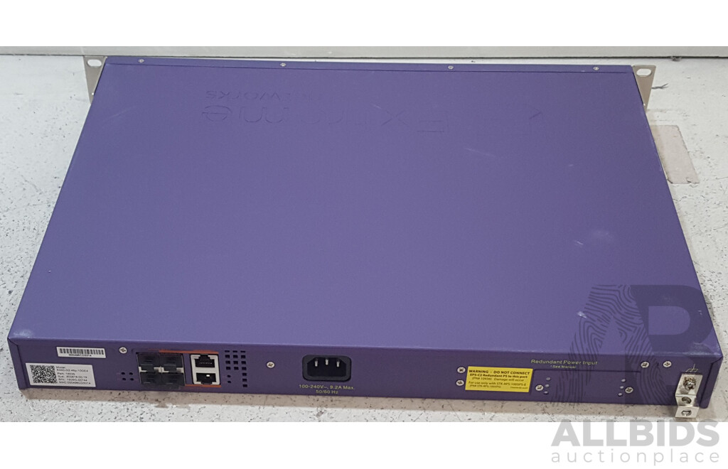 Extreme Networks (X440-G2-48p-10GE4) 48-Port Gigabit PoE+ Switch