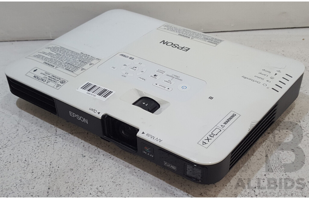 Epson (EB-1795F) Full HD 3LCD Projector