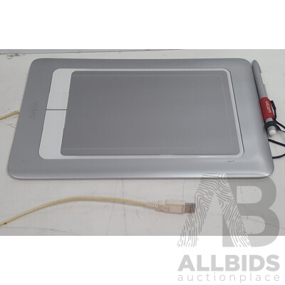 Wacom (CTH-661/S) Bamboo Fun Graphics Tablet