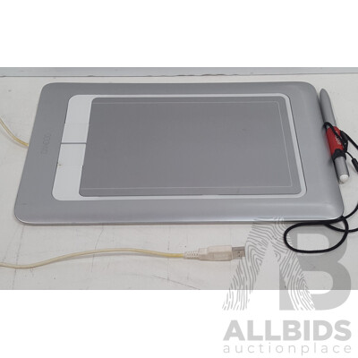 Wacom (CTH-661/S) Bamboo Fun Graphics Tablet