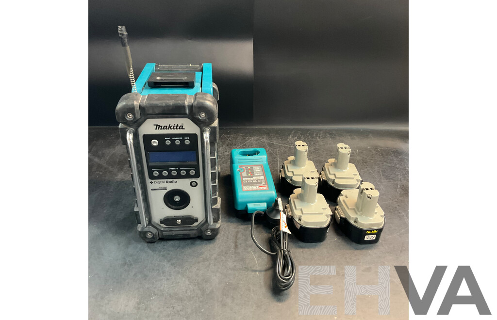 MAKITA DMR105 Digital Radio & DC1804 T Charger &2.8AH Batteries X4 - Lot of 6