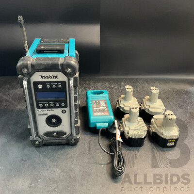 MAKITA DMR105 Digital Radio & DC1804 T Charger &2.8AH Batteries X4 - Lot of 6