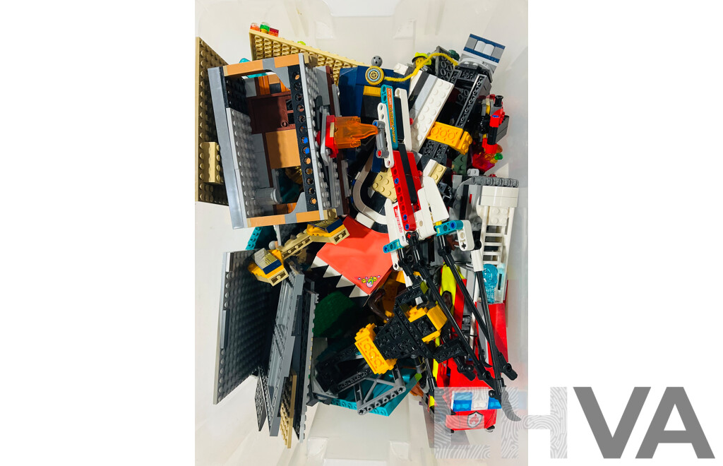 Approx 4kg of Assorted Bulk Lego Including Bionicles