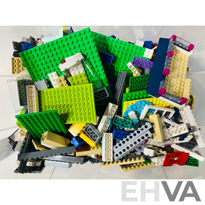 Approx 4kg of Assorted Bulk Lego