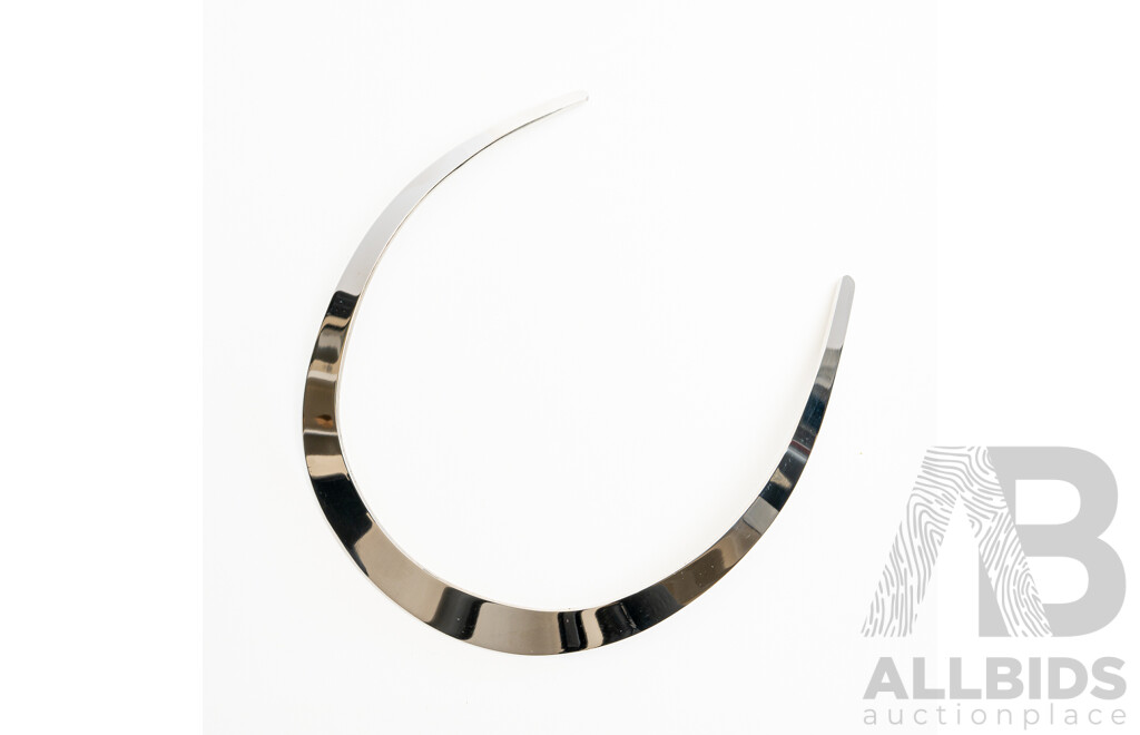 NEW - Torini Stainless Steel Silver Tone Neck Collar, 11cm Diameter, with Packaging
