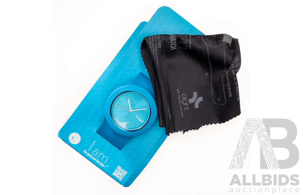 NEW - AIGHT 1am Analogue 42mm Watch with Silicon Wrist Band - Teal