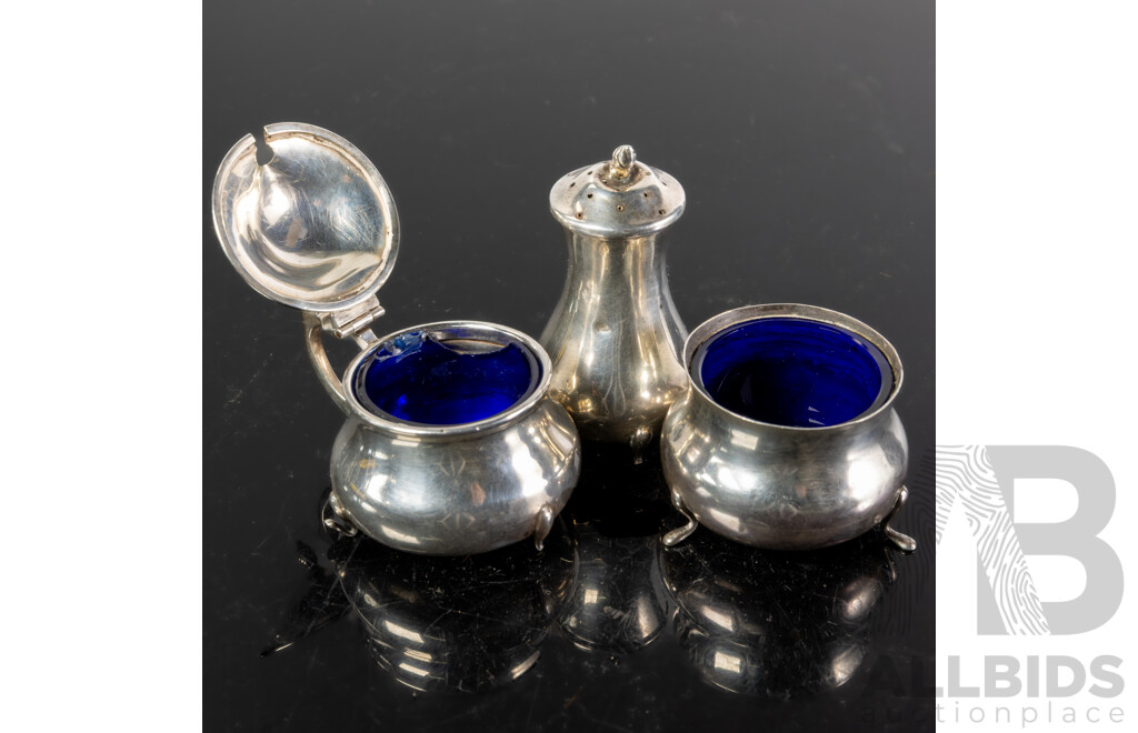 Collection Vintage Sterling Silver Hardy Bros Birmingham 1913 Pieces Comprises Pepper Shaker, Lidded Mustard Pot & Open Salt with Blue Glass Liner