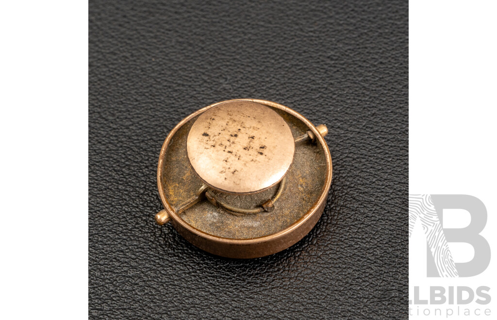 9ct Antique Masonic Lapel Pin, 21mm, 8.44 Grams