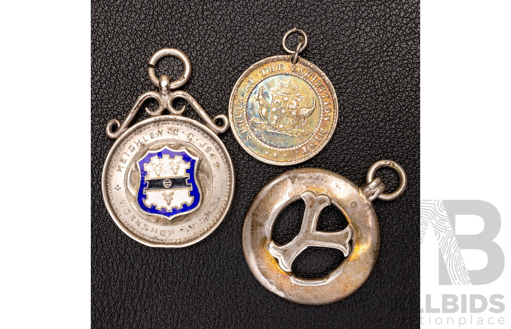 Antique Bendigo 1901 Gold Jubilee Exhibition Medallion Pendant & (2) Sterling Silver Medallions 1904 & 1922, 18.18 Grams