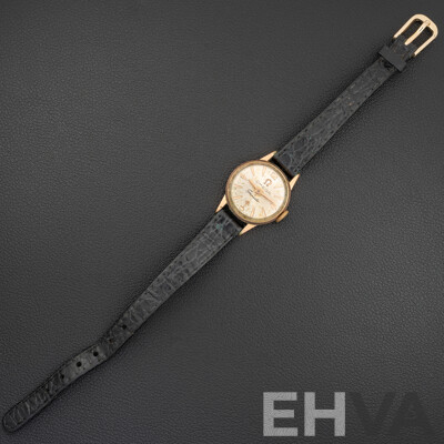 Vintage Omega Seamaster Watch, 17 Jewel, 22mm, Manual Winding with No Noted Movement