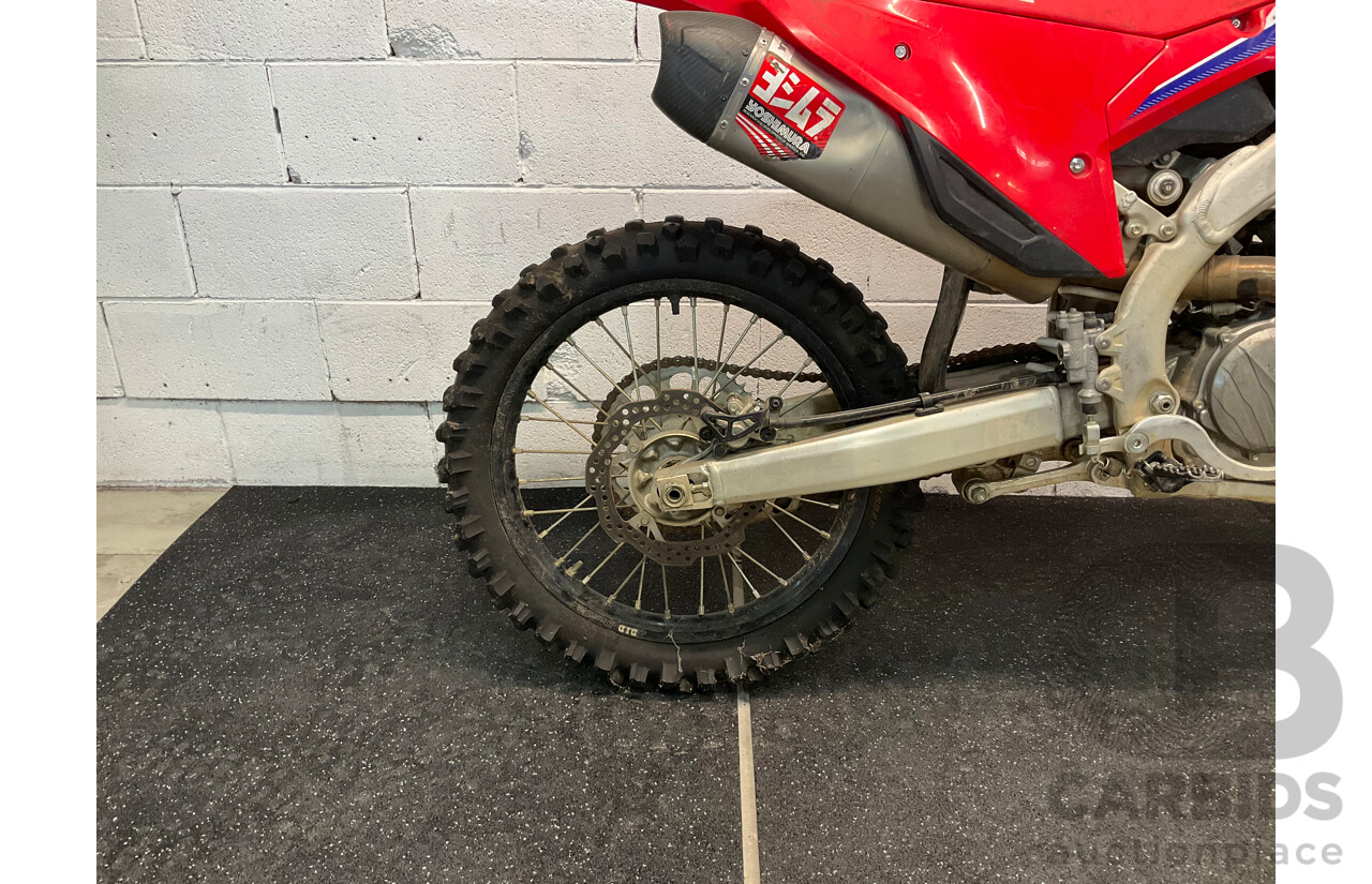 Honda CRF 250R Dirt Bike