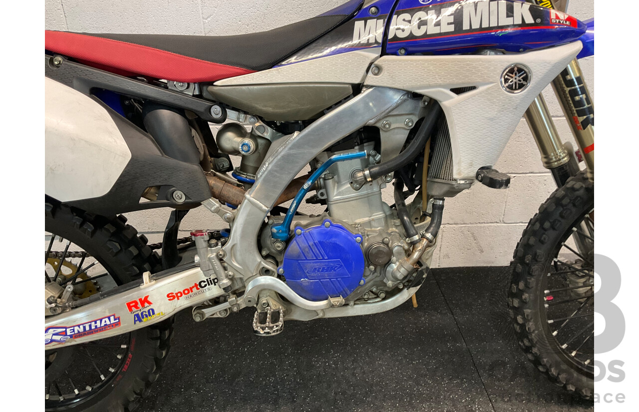 Yamaha Yz 450 Dirt Bike