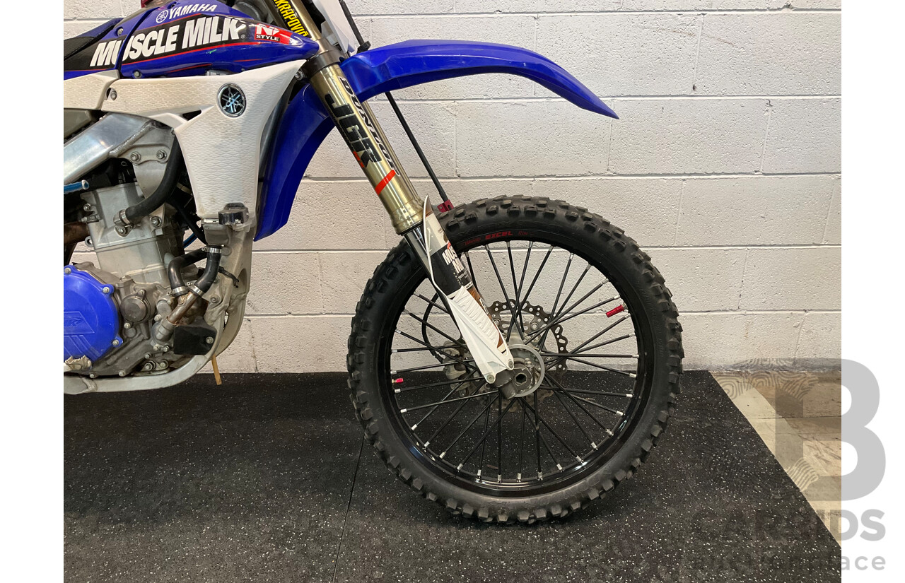 Yamaha Yz 450 Dirt Bike