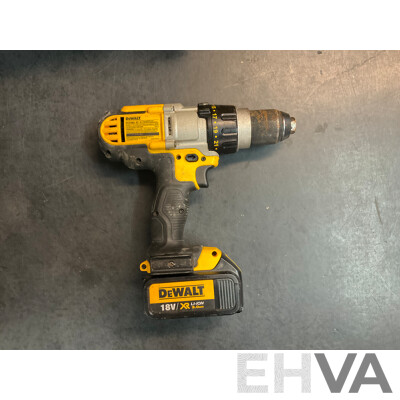 DeWALT Cordless Drill, Radio and Torch