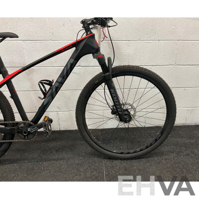 Sava 2.0 Carbon Mountain Bike