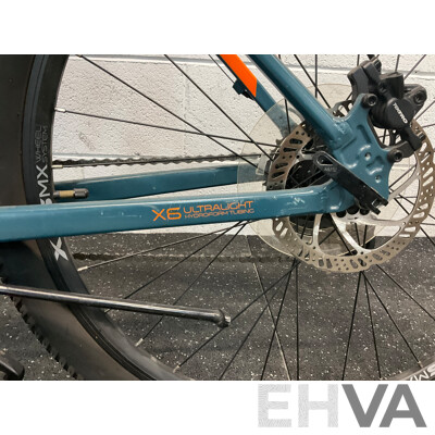 XDS Strike 4.0 Mountain Bike