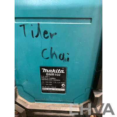 MAKITA (BMR102) AM/FM Site Radio - Skin Only