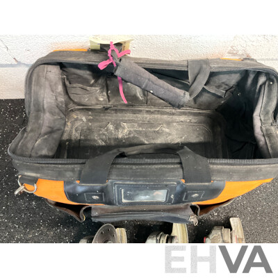 BOSH (GWS 7-125) Professional Angle Grinder X3 and AEG Carry Bag - Lot of 4