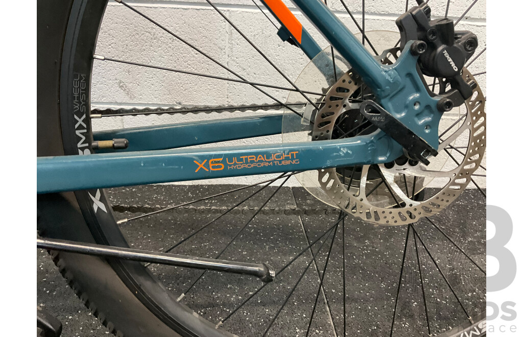 XDS Strike 4.0 Mountain Bike