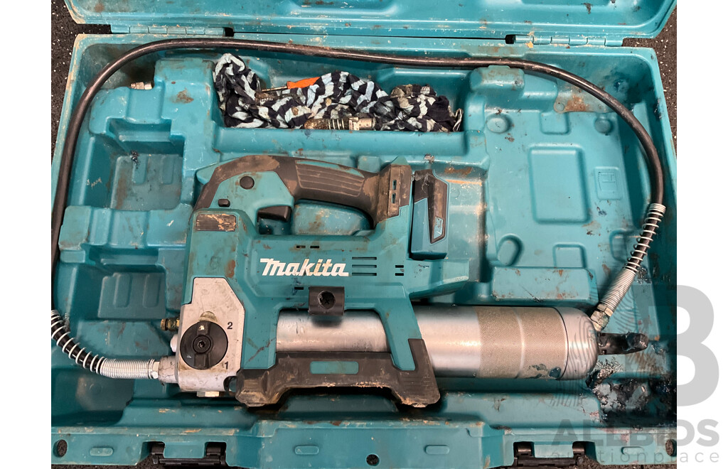 MAKITA (DGP180) 18V Cordless Grease Gun - Skin Only