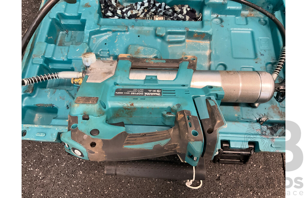 MAKITA (DGP180) 18V Cordless Grease Gun - Skin Only